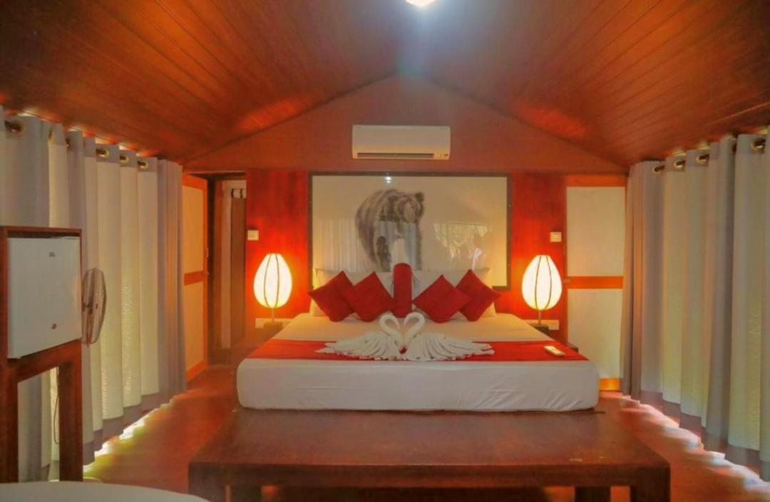 Yala Hotel Lion -Air Conditioned High Luxury Safari Camp Exteriör bild