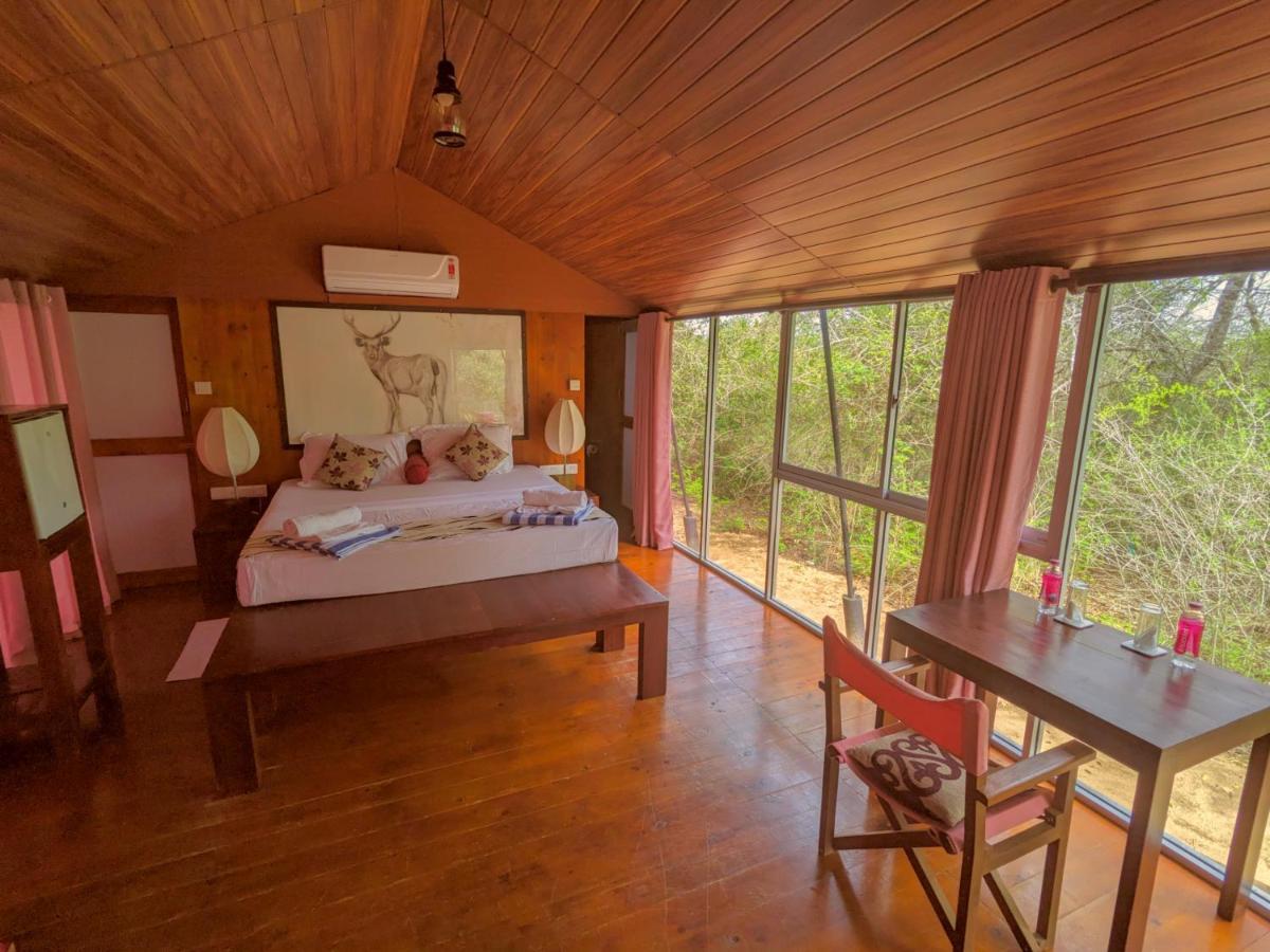 Yala Hotel Lion -Air Conditioned High Luxury Safari Camp Exteriör bild