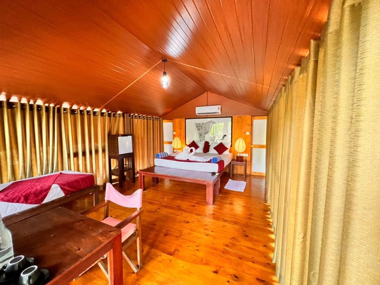 Yala Hotel Lion -Air Conditioned High Luxury Safari Camp Exteriör bild