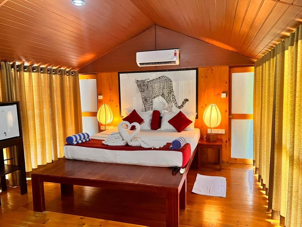 Yala Hotel Lion -Air Conditioned High Luxury Safari Camp Exteriör bild