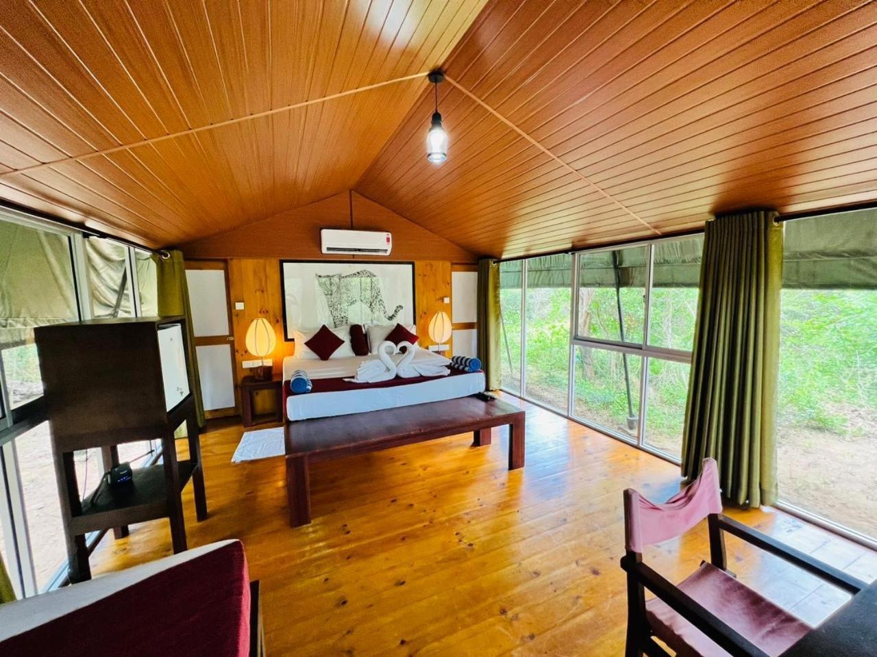 Yala Hotel Lion -Air Conditioned High Luxury Safari Camp Exteriör bild